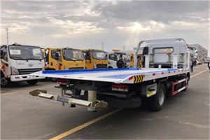 临澧汽车救援补胎